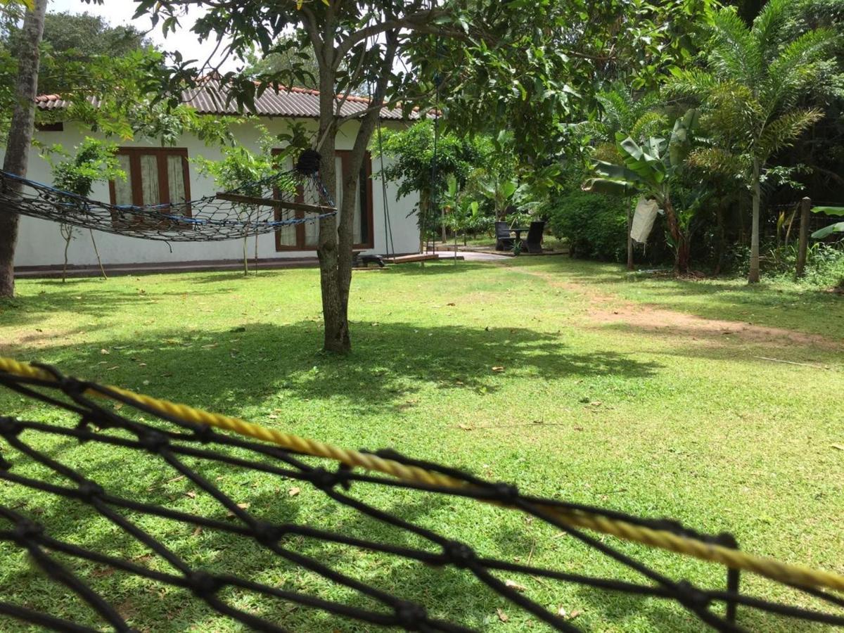 Secret House Apartment Dikwella Luaran gambar