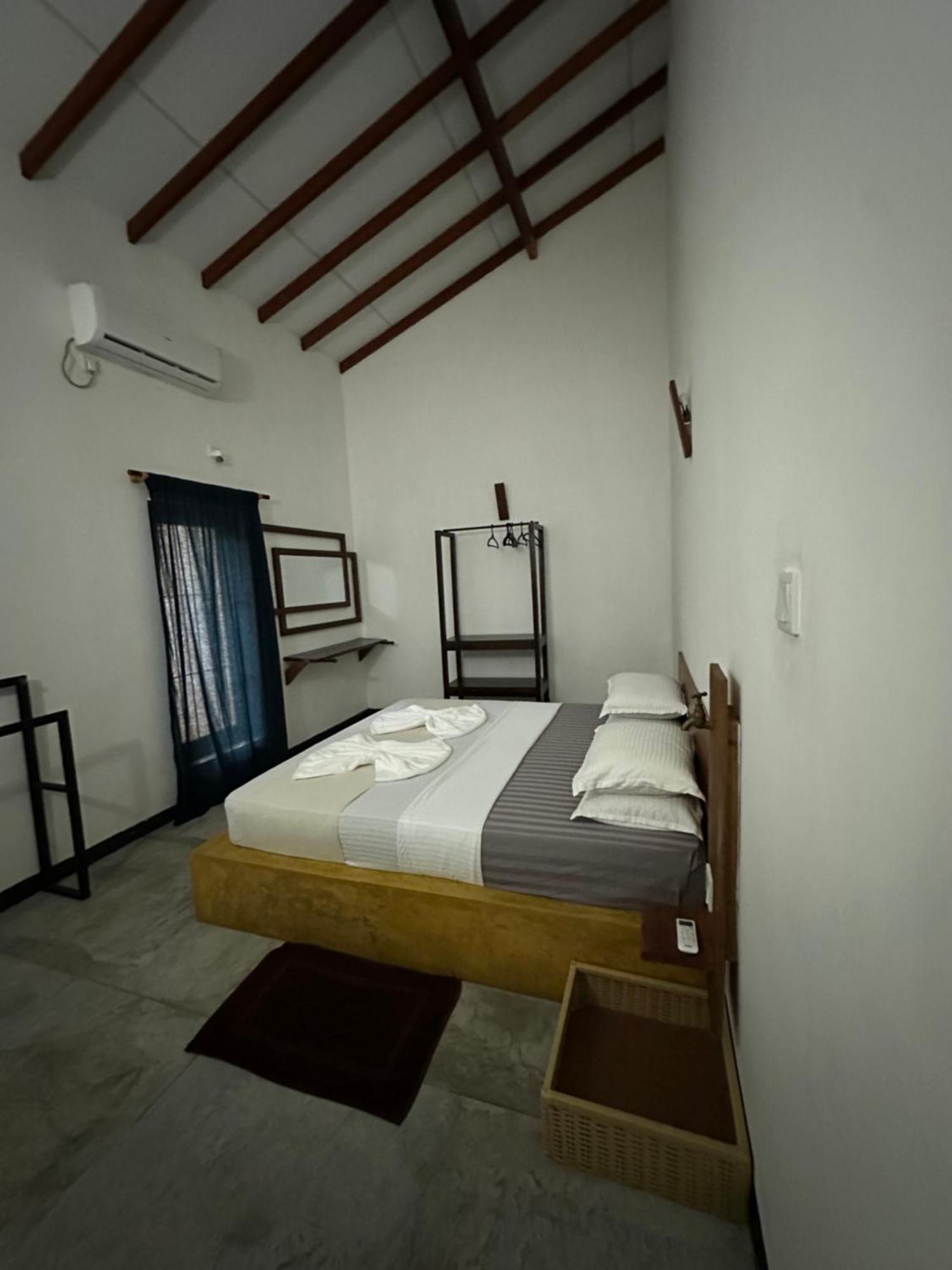Secret House Apartment Dikwella Luaran gambar