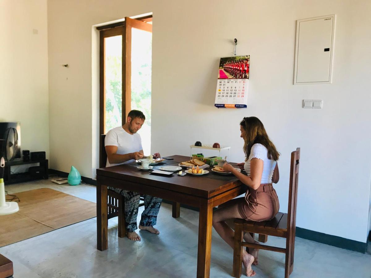 Secret House Apartment Dikwella Luaran gambar
